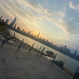 Meet your Posher, Max